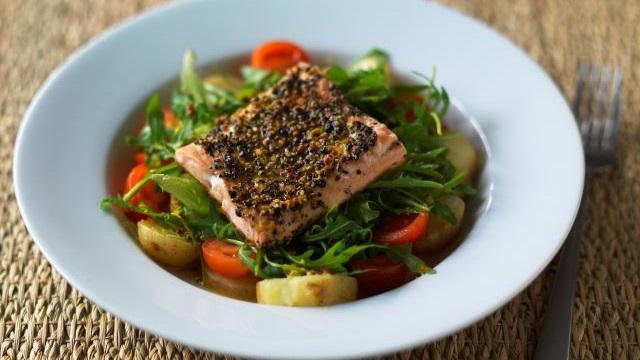 Crispy Salmon Salad