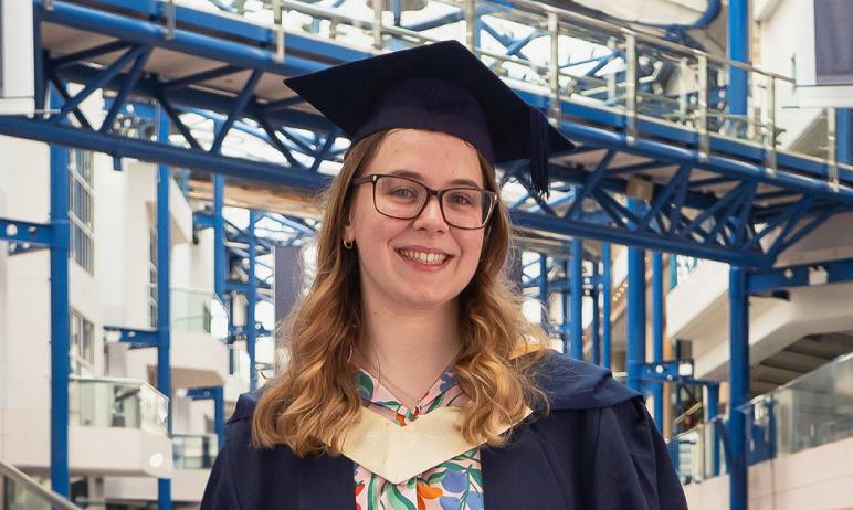 Photo of Hannah at graduation