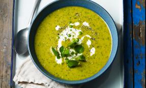 Mint, pea and crème fraiche soup