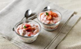 Rhubarb fool