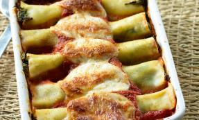 Spinach and ricotta cannelloni