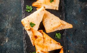 Spicy samosas